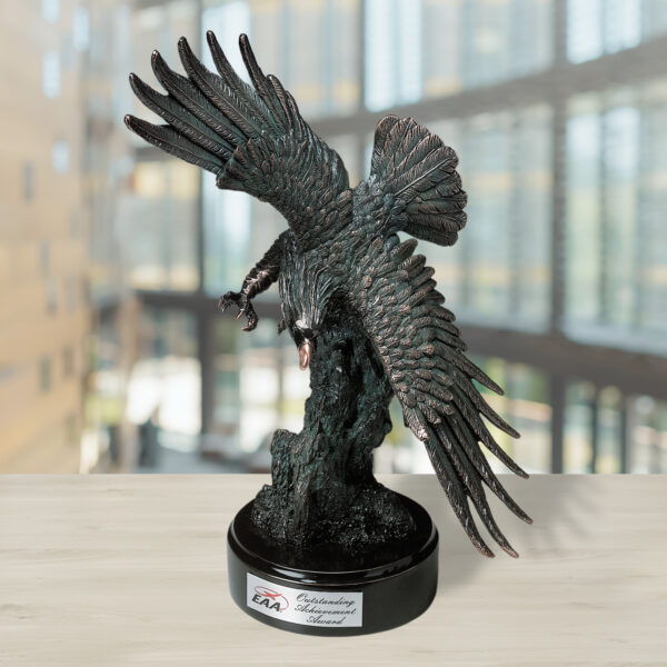 Diving Eagle 17-1/2"