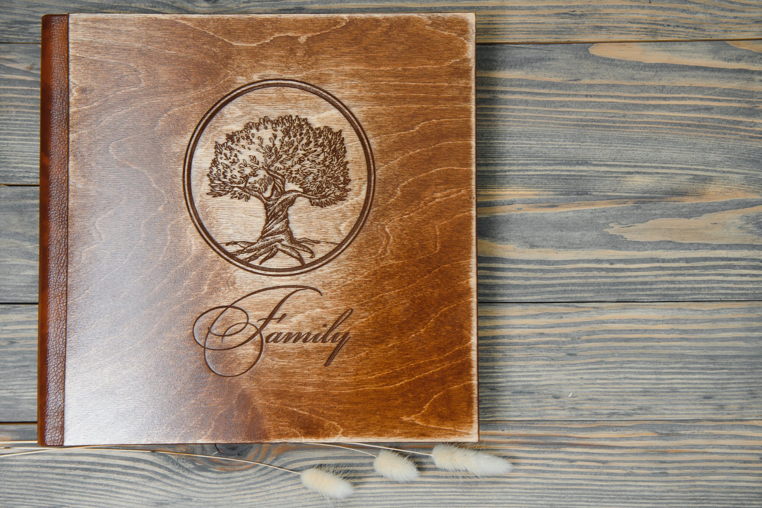 Wooden Award Plaque Providers: Celebrating Sustainability and Craftsmanship